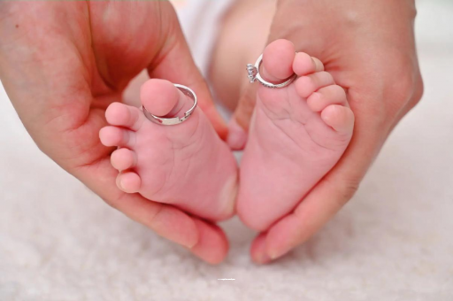 株洲宝宝头发少缺什么